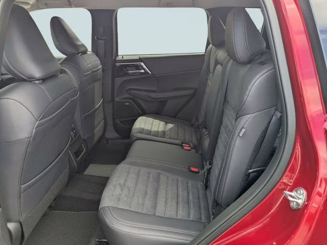 2026 Red Diamond Mitsubishi Outlander SE FWD SUV