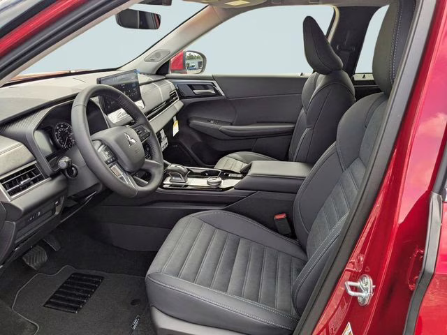 2026 Red Diamond Mitsubishi Outlander SE FWD SUV