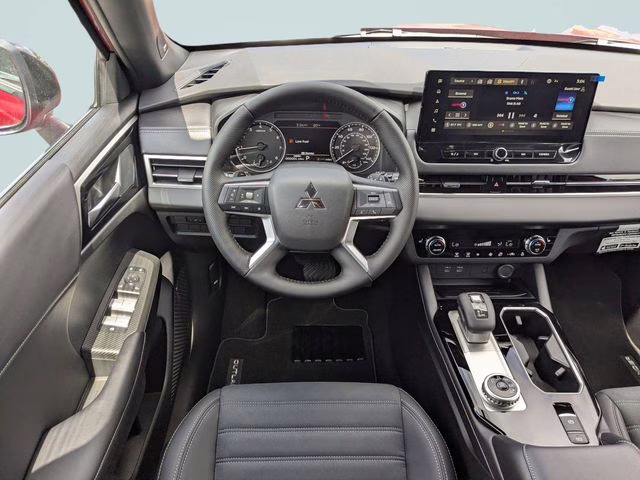 2026 Red Diamond Mitsubishi Outlander LE FWD SUV