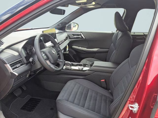 2026 Red Diamond Mitsubishi Outlander LE FWD SUV