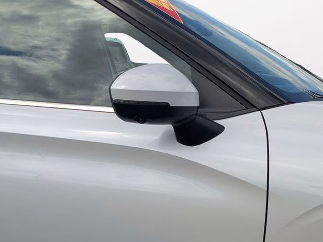 2026 White Diamond Mitsubishi Outlander SE FWD SUV