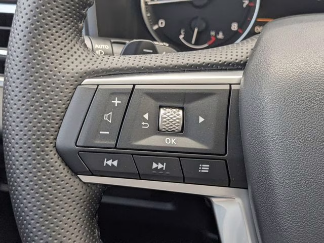 2026 White Diamond Mitsubishi Outlander SE FWD SUV