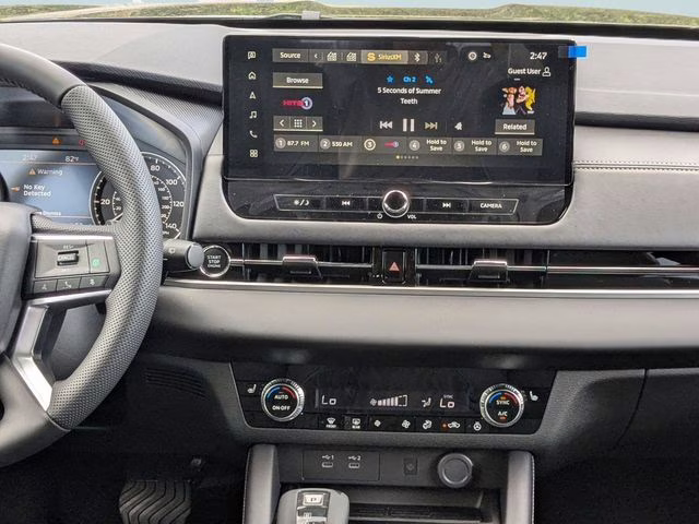 2026 Labrador Black Pearl Mitsubishi Outlander SE FWD SUV