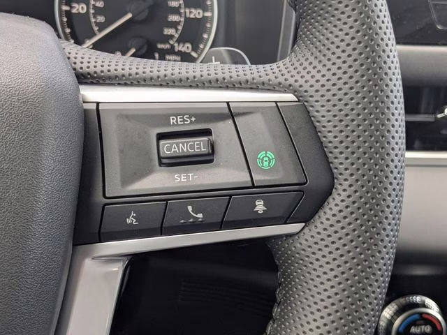 2026 Labrador Black Pearl Mitsubishi Outlander SE FWD SUV