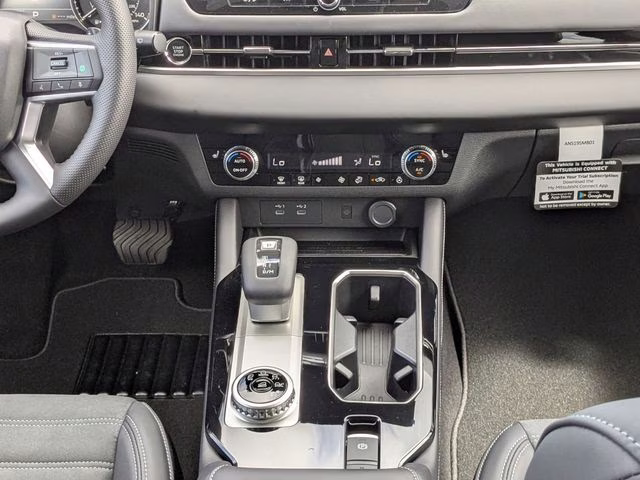 2026 Red Diamond Mitsubishi Outlander SE FWD SUV