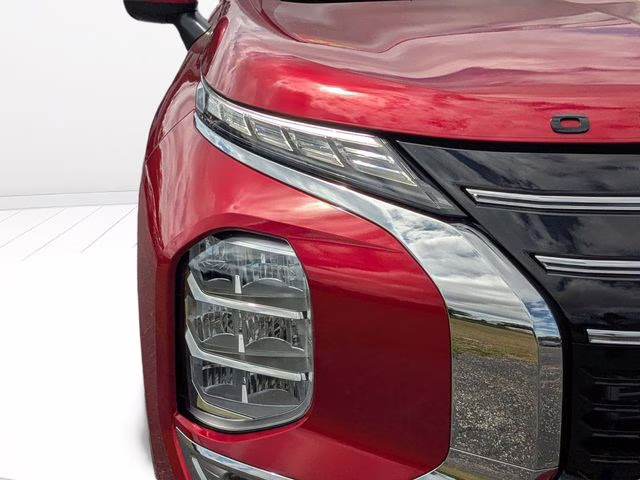 2026 Red Diamond Mitsubishi Outlander SE FWD SUV
