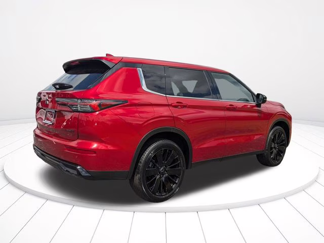 2026 Red Diamond Mitsubishi Outlander LE FWD SUV
