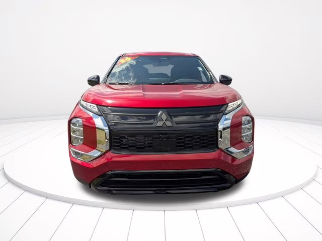 2026 Red Diamond Mitsubishi Outlander LE FWD SUV