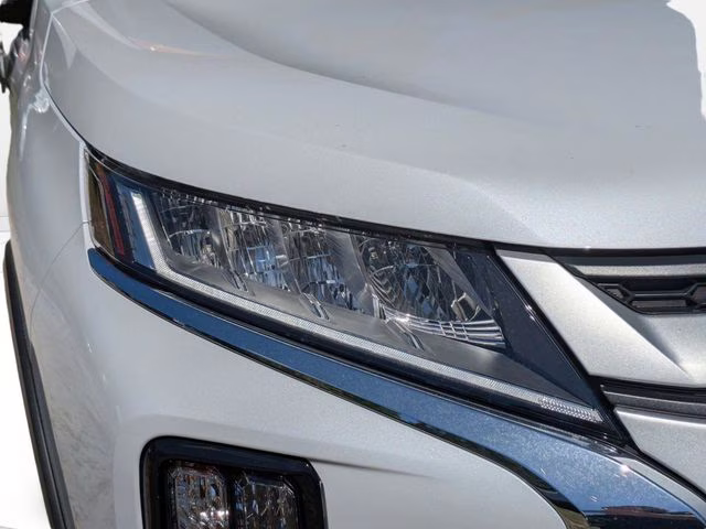 2026 White Diamond Mitsubishi Outlander Sport 2.0 ES 4X4 SUV
