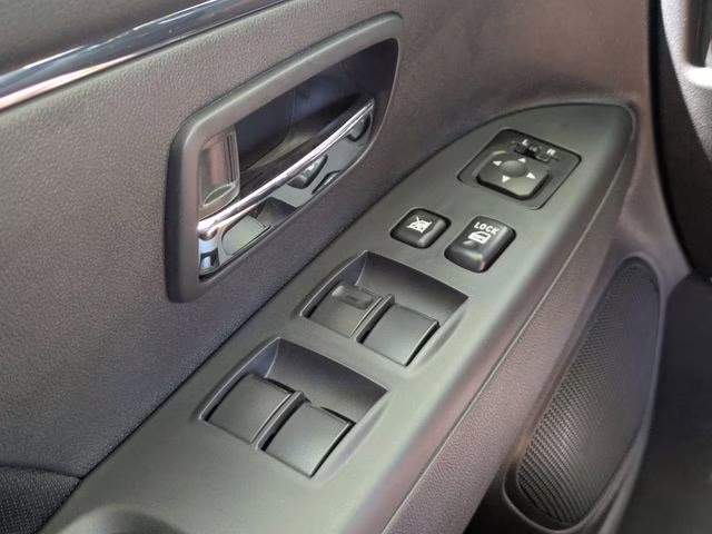 2026 White Diamond Mitsubishi Outlander Sport 2.0 ES 4X4 SUV