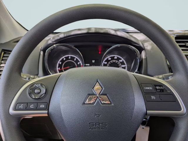 2026 White Diamond Mitsubishi Outlander Sport 2.0 ES 4X4 SUV