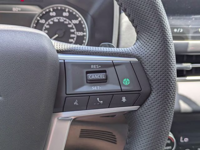 2026 White Diamond Mitsubishi Outlander SE FWD SUV