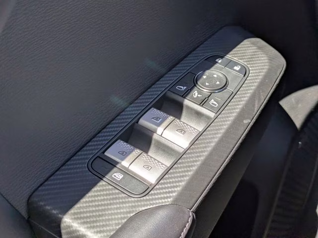 2026 Labrador Black Pearl Mitsubishi Outlander SE FWD SUV