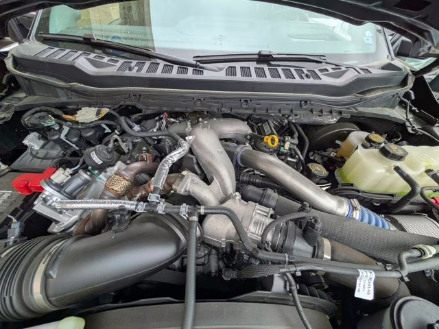 2026 Black Metallic Ford Super Duty F-250 SRW LARIAT 4X4 Truck