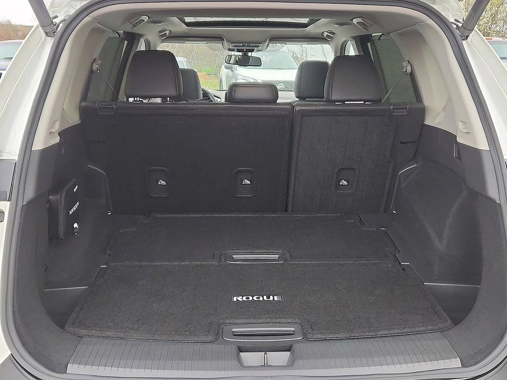 2023 Pearl White Tricoat Nissan Rogue Platinum AWD SUV