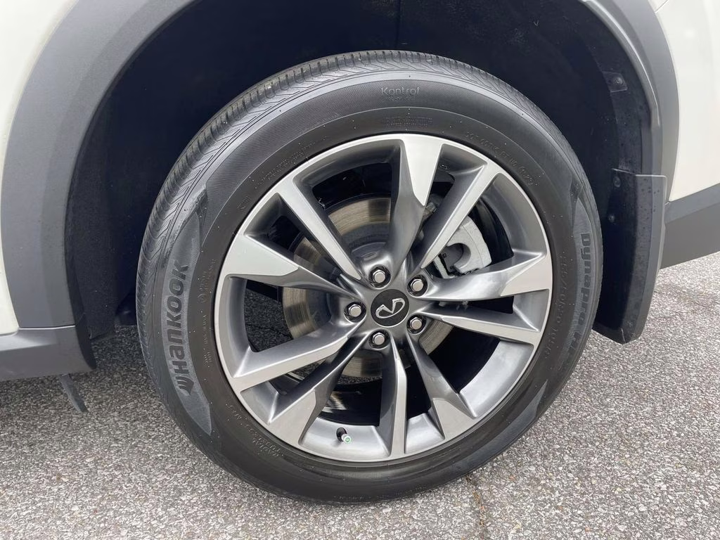 2023 Majestic White INFINITI QX60 LUXE AWD SUV