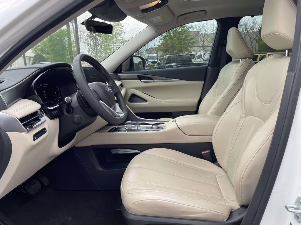 2023 Majestic White INFINITI QX60 LUXE AWD SUV