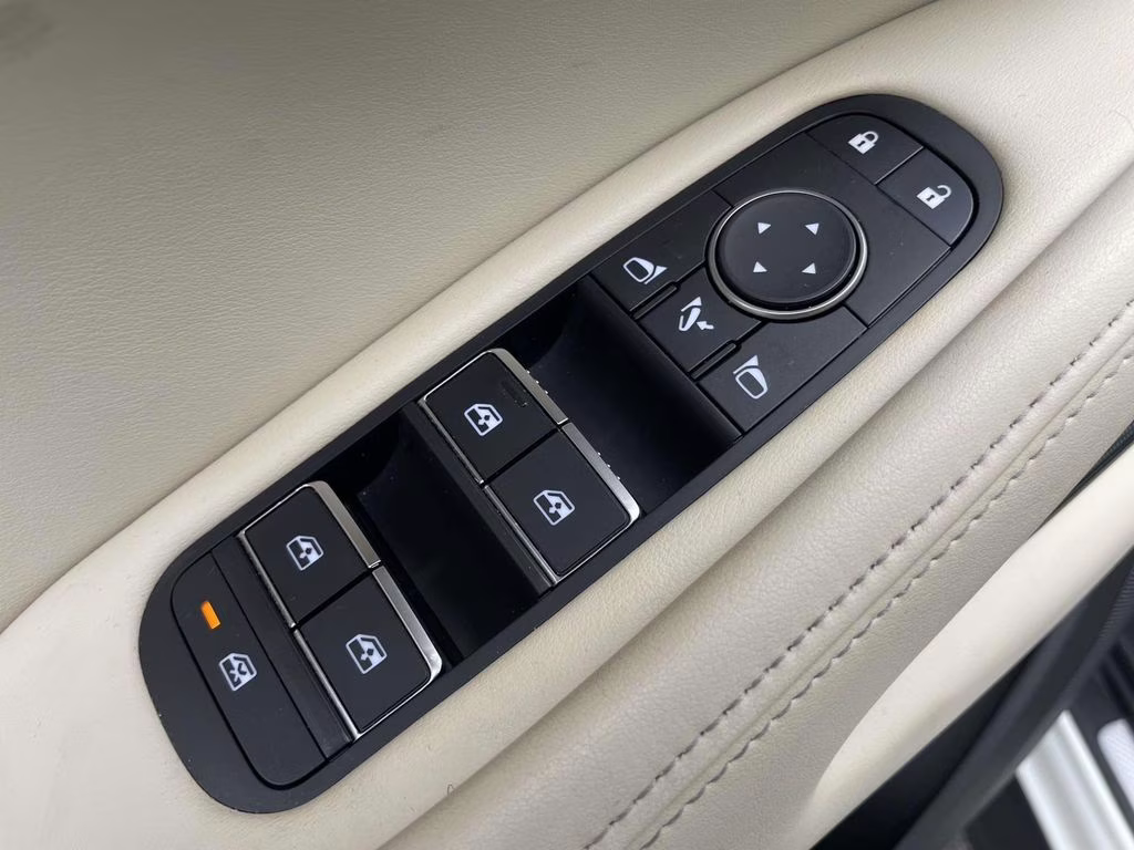 2023 Majestic White INFINITI QX60 LUXE AWD SUV