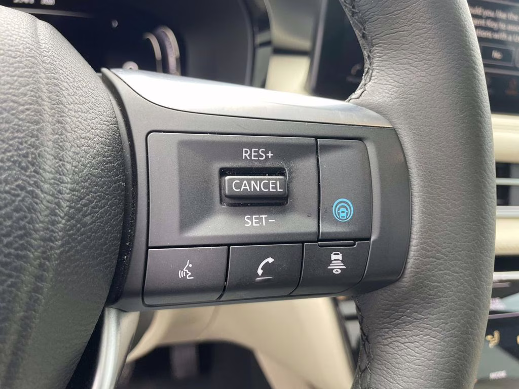 2023 Majestic White INFINITI QX60 LUXE AWD SUV