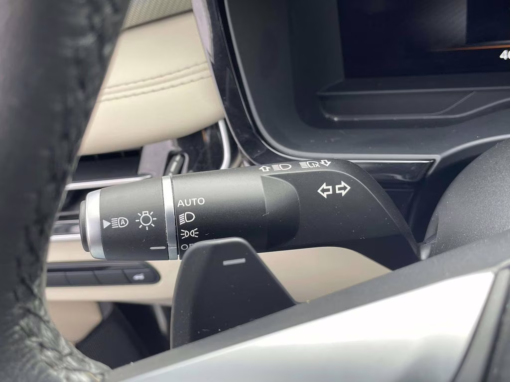 2023 Majestic White INFINITI QX60 LUXE AWD SUV