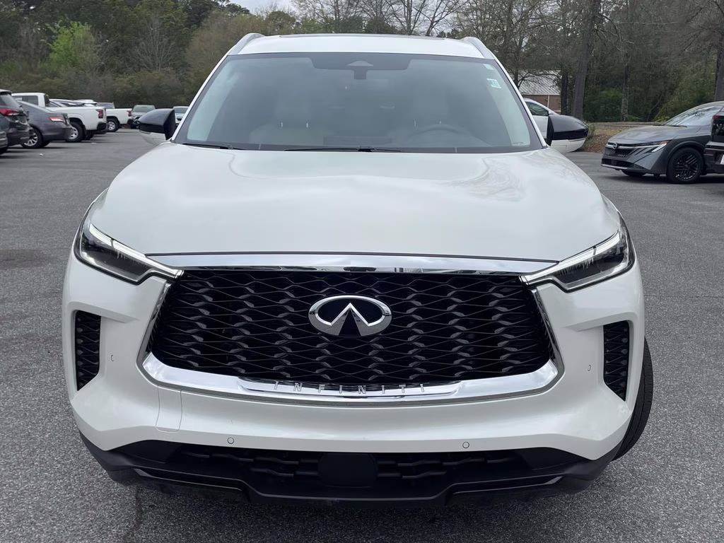 2023 Majestic White INFINITI QX60 LUXE AWD SUV