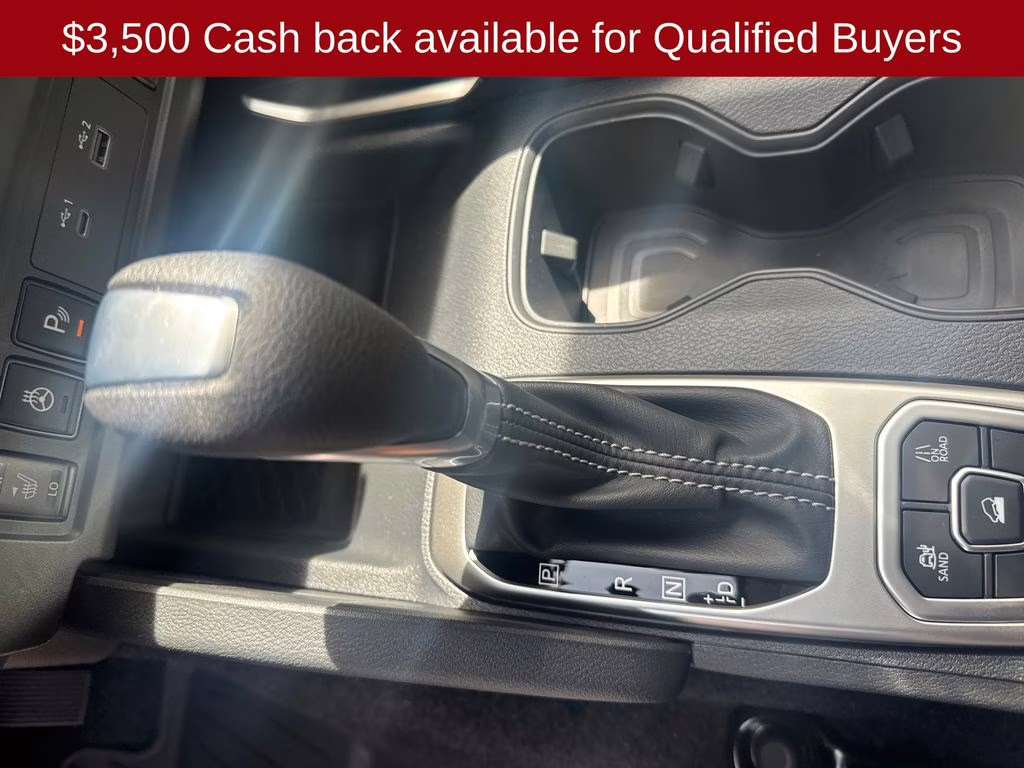 2026 Glacier White Nissan Frontier SV 4X4 Truck