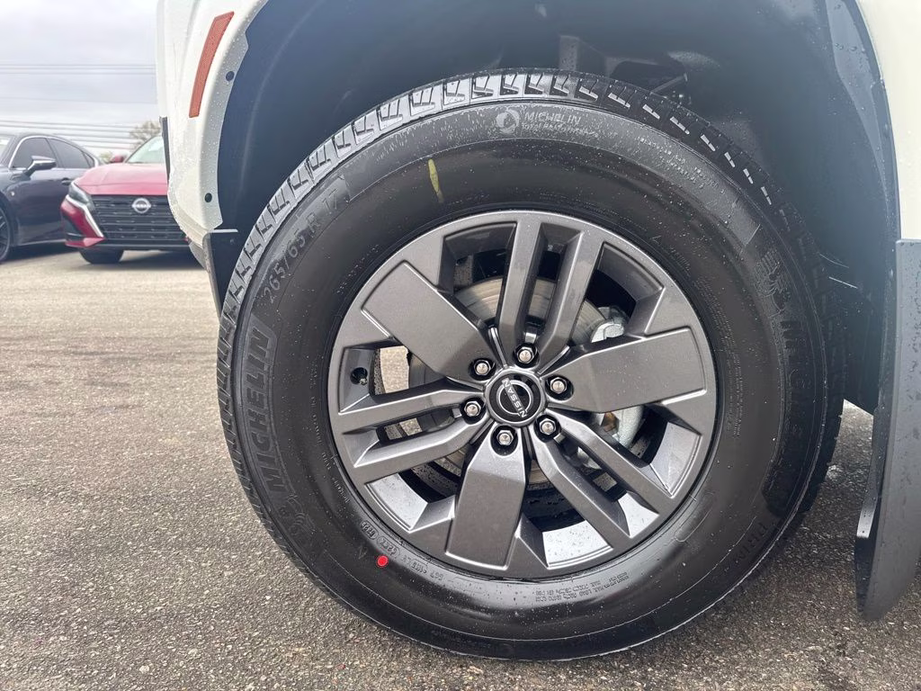 2026 Glacier White Nissan Frontier SV 4X4 Truck