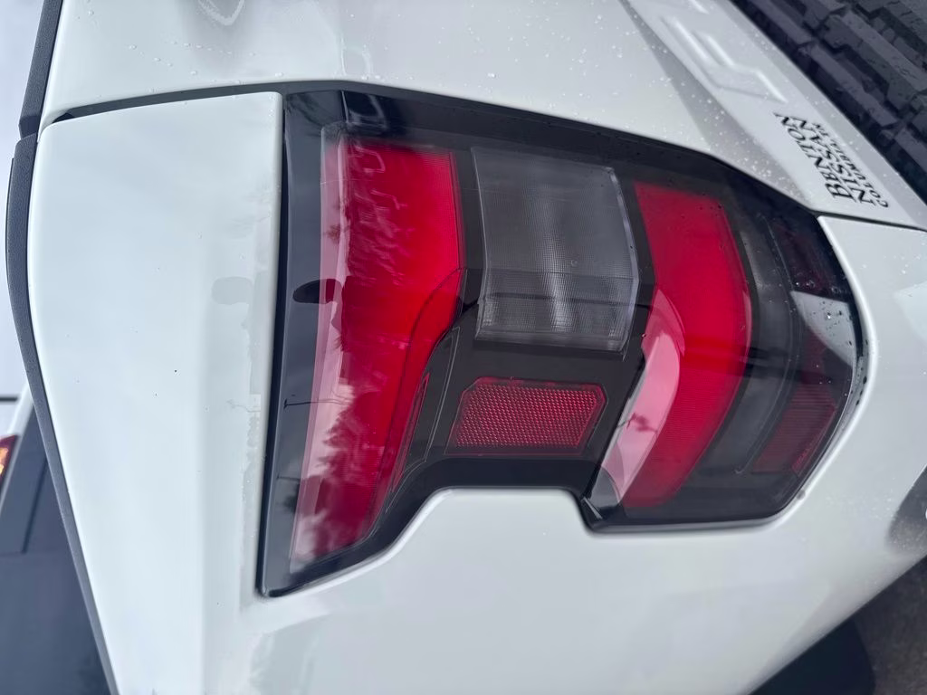 2026 Glacier White Nissan Frontier SV 4X4 Truck