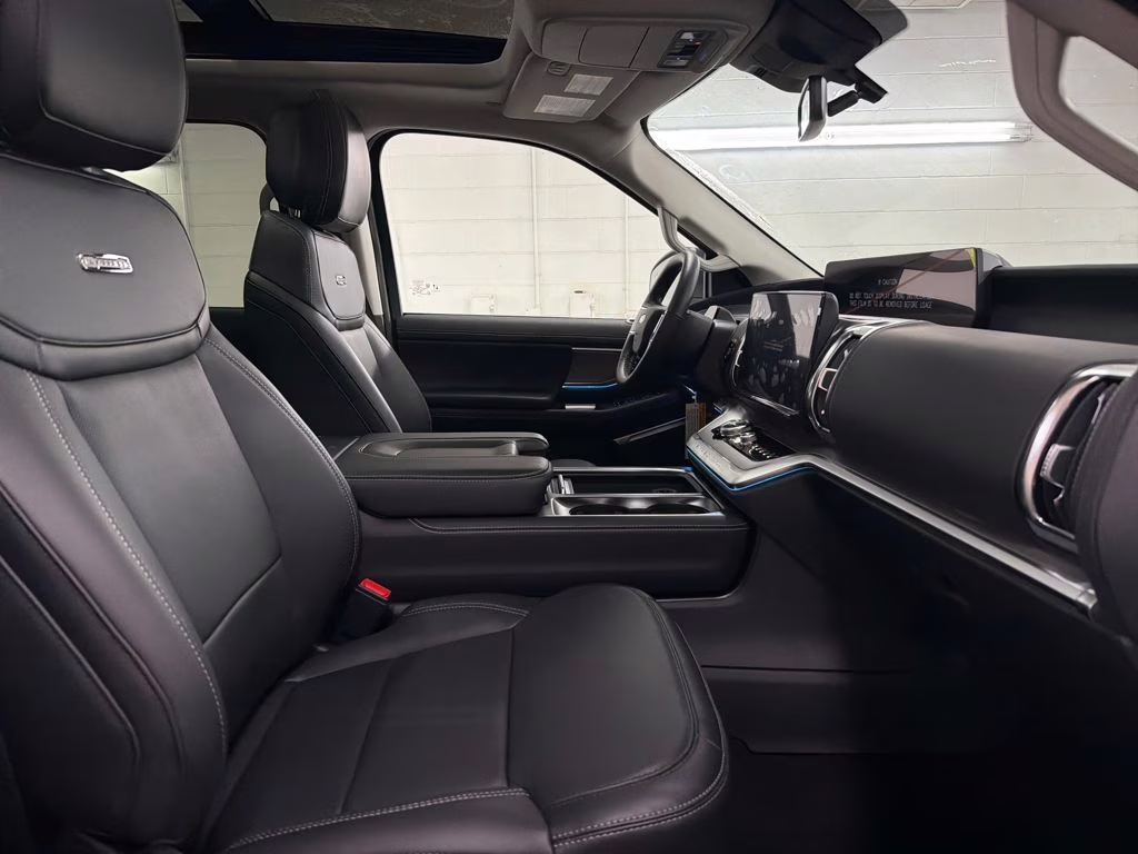 2026 STAR WHITE TRI-COAT Ford Expedition Max Platinum 4X4 SUV