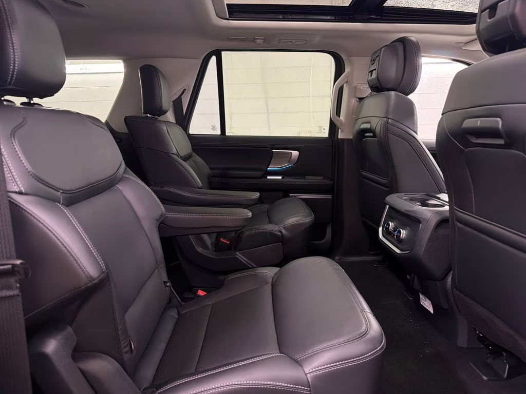 2026 STAR WHITE TRI-COAT Ford Expedition Max Platinum 4X4 SUV