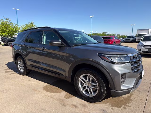 2026 Carbonized Gray Metallic Ford Explorer Active 4X4 SUV