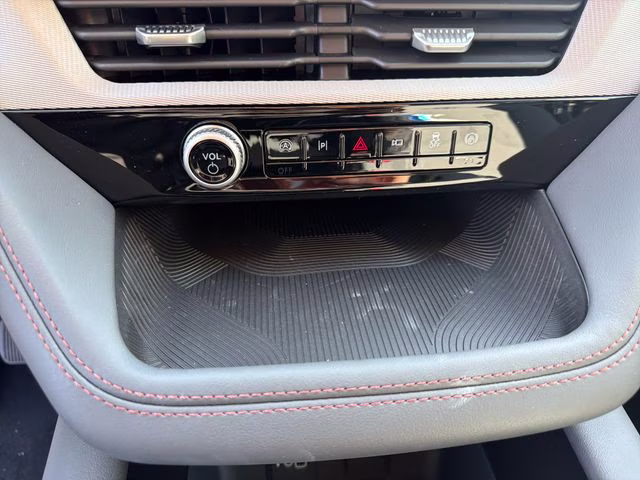 2026 Carbonized Gray Metallic Ford Explorer Active 4X4 SUV