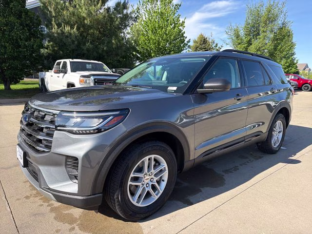 2026 Carbonized Gray Metallic Ford Explorer Active 4X4 SUV
