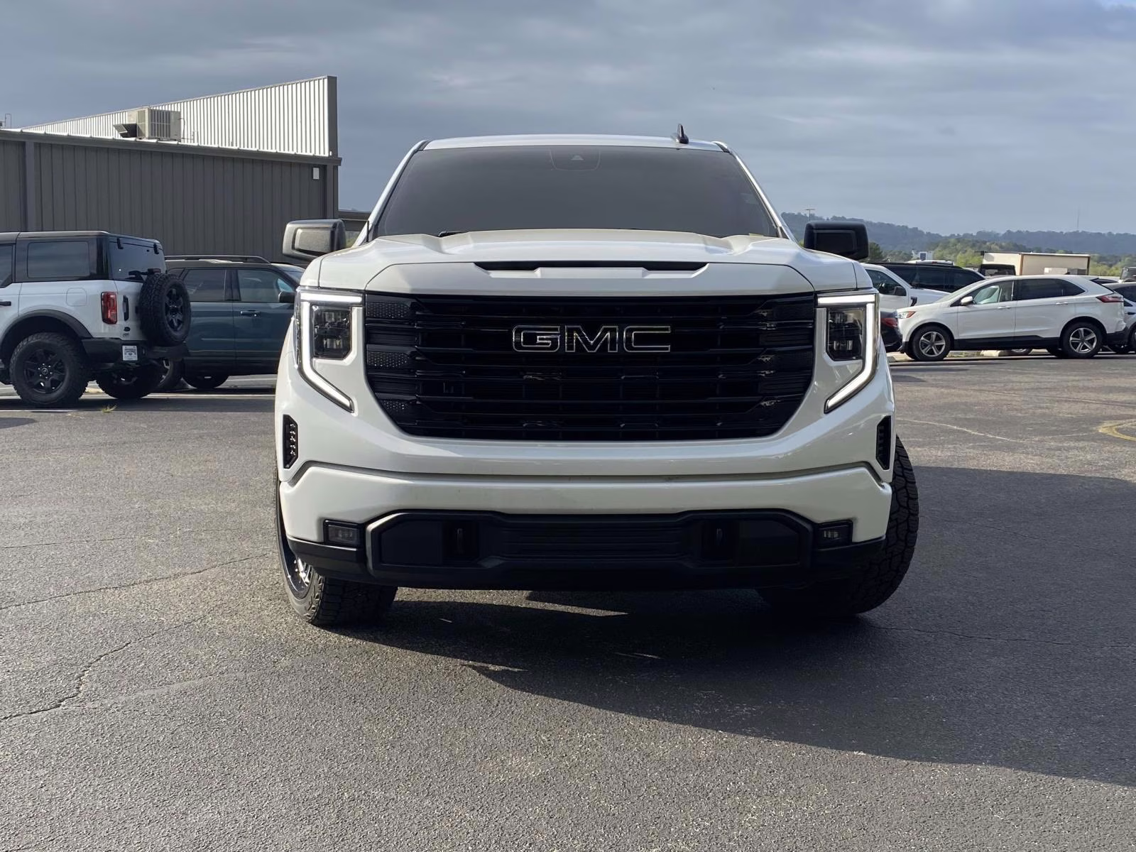 2024 Summit White GMC Sierra 1500 Elevation 4X4 Truck