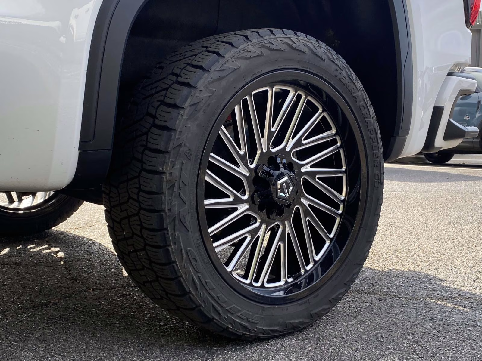 2024 Summit White GMC Sierra 1500 Elevation 4X4 Truck