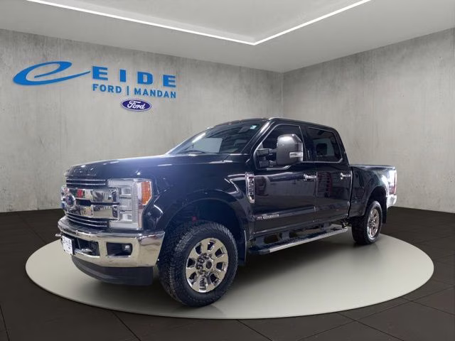 2017 Shadow Black Ford Super Duty F-250 SRW Lariat 4X4 Truck