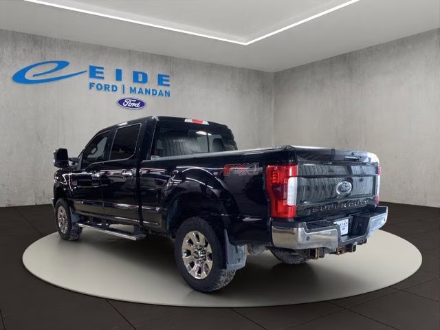 2017 Shadow Black Ford Super Duty F-250 SRW Lariat 4X4 Truck