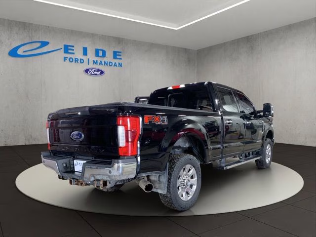 2017 Shadow Black Ford Super Duty F-250 SRW Lariat 4X4 Truck