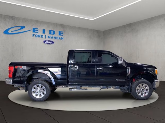 2017 Shadow Black Ford Super Duty F-250 SRW Lariat 4X4 Truck