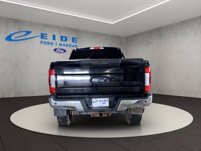 2017 Shadow Black Ford Super Duty F-250 SRW Lariat 4X4 Truck
