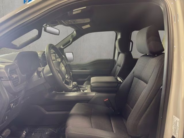 2026 Avalanche Ford F-150 XLT Black Appearance 4X4 Truck