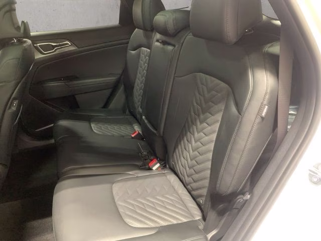 2026 Glacial White Pearl Kia Sportage X-Line AWD SUV