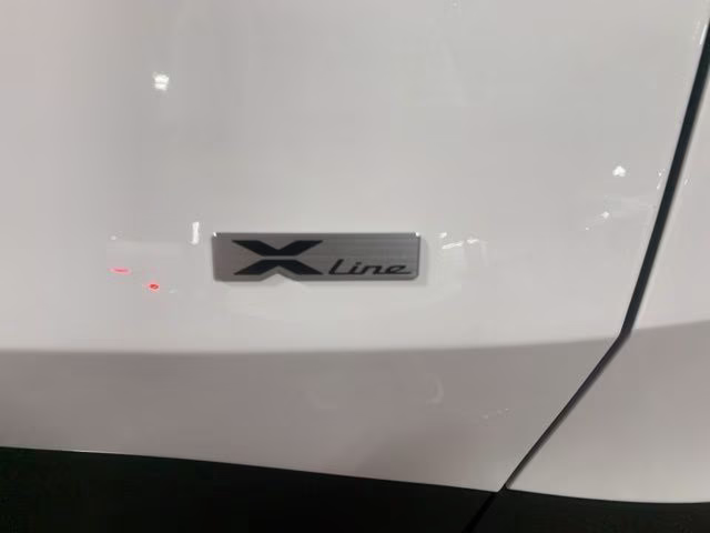 2026 Glacial White Pearl Kia Sportage X-Line AWD SUV