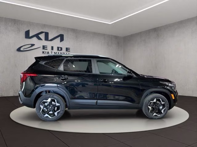 2026 Fusion Black Kia Seltos S AWD SUV