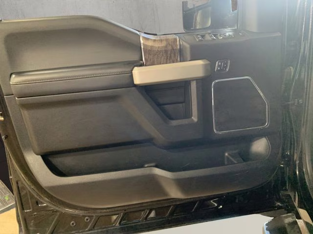 2017 Shadow Black Ford Super Duty F-250 SRW Lariat 4X4 Truck