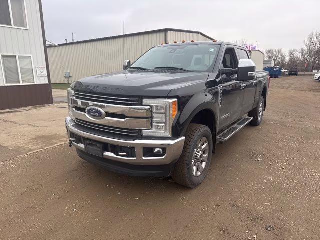 2017 Shadow Black Ford Super Duty F-250 SRW Lariat 4X4 Truck