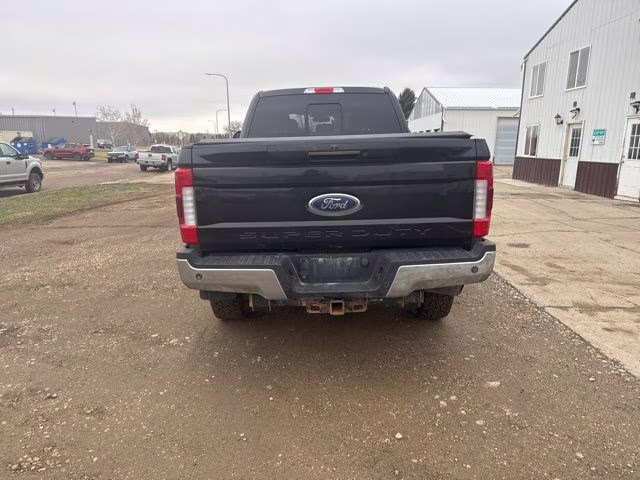 2017 Shadow Black Ford Super Duty F-250 SRW Lariat 4X4 Truck