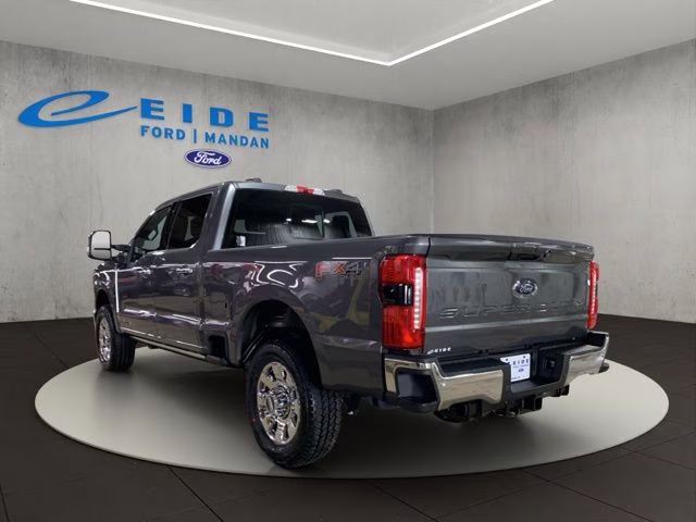 2026 Carbonized Gray Metallic Ford Super Duty F-250 SRW Lariat 4X4 Truck
