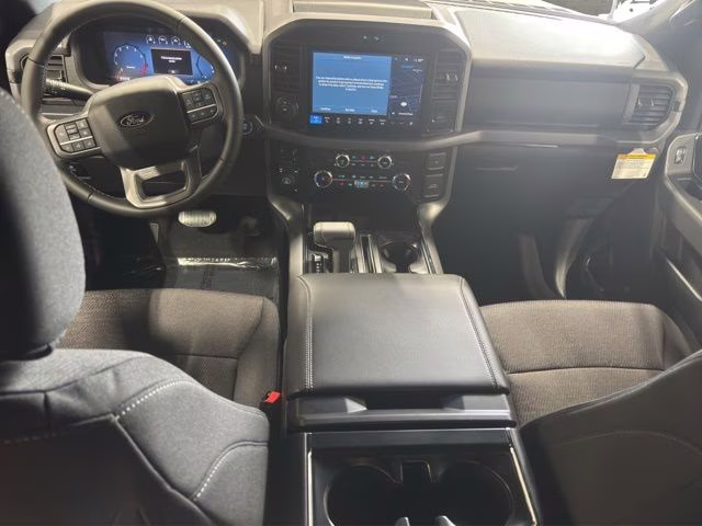 2026 Avalanche Ford F-150 XLT Black Appearance 4X4 Truck