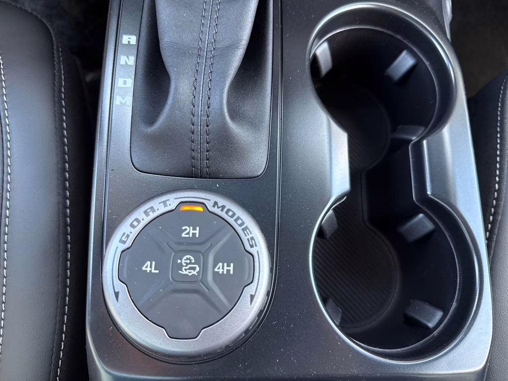 2026 Ruby Red Metallic Tinted Clearcoat Ford Bronco Outer Banks 4X4 SUV